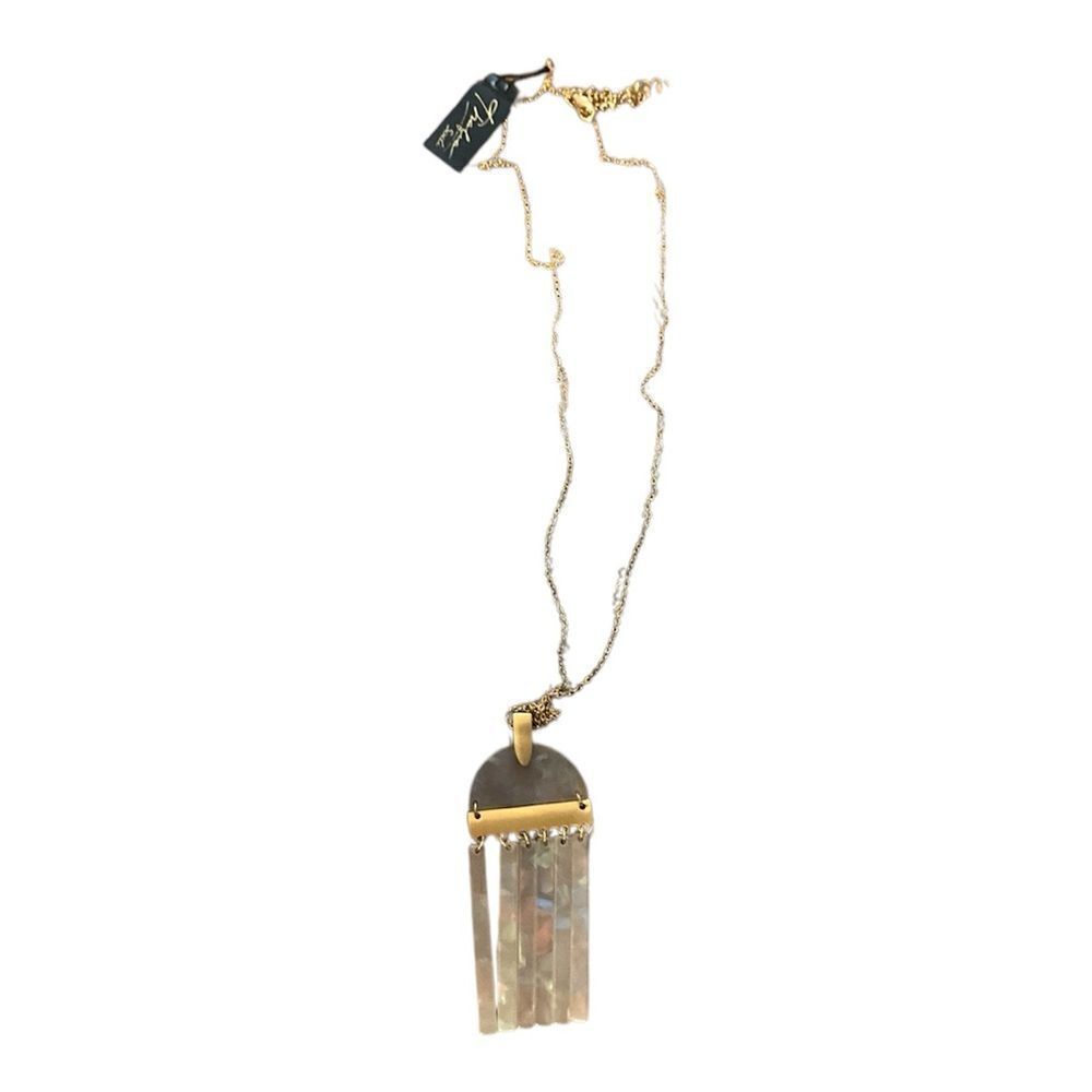 Thalia Sodi necklace with pendant. NWT